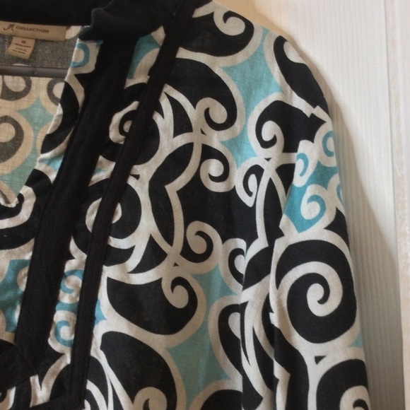 Bold Blue design Linen Tunic top - Picture 5 of 8